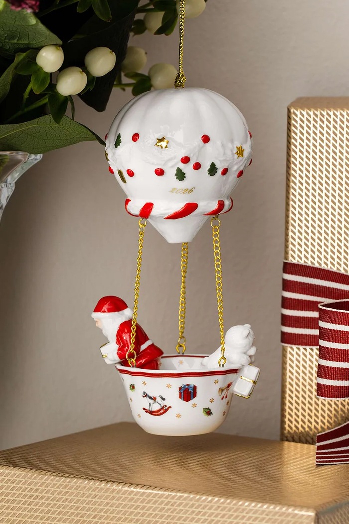 Zawieszka świąteczna z porcelany Christmas Classics Villeroy & Boch 14.8675.4367 multicolor