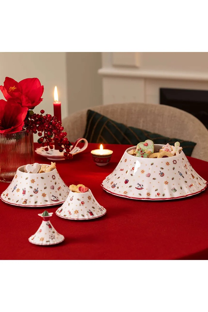 Zestaw misek świątecznych z porcelany Toy's Delight Villeroy & Boch 14.8585.4559 biały
