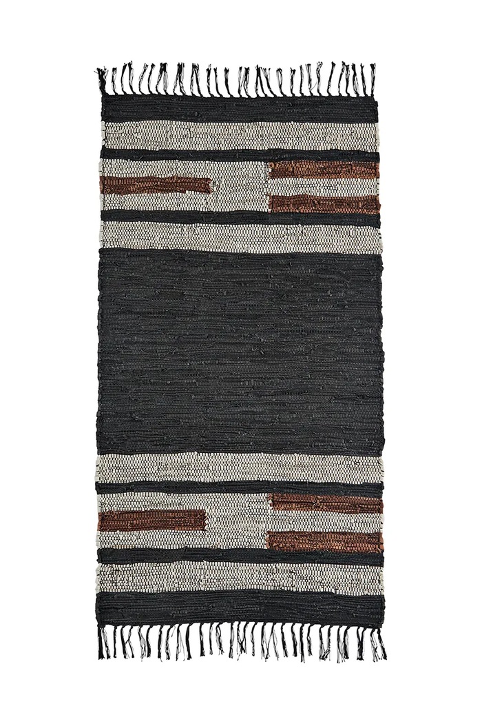 Madam Stoltz dywan 70 x 140 cm czarny CJ.7397714BL