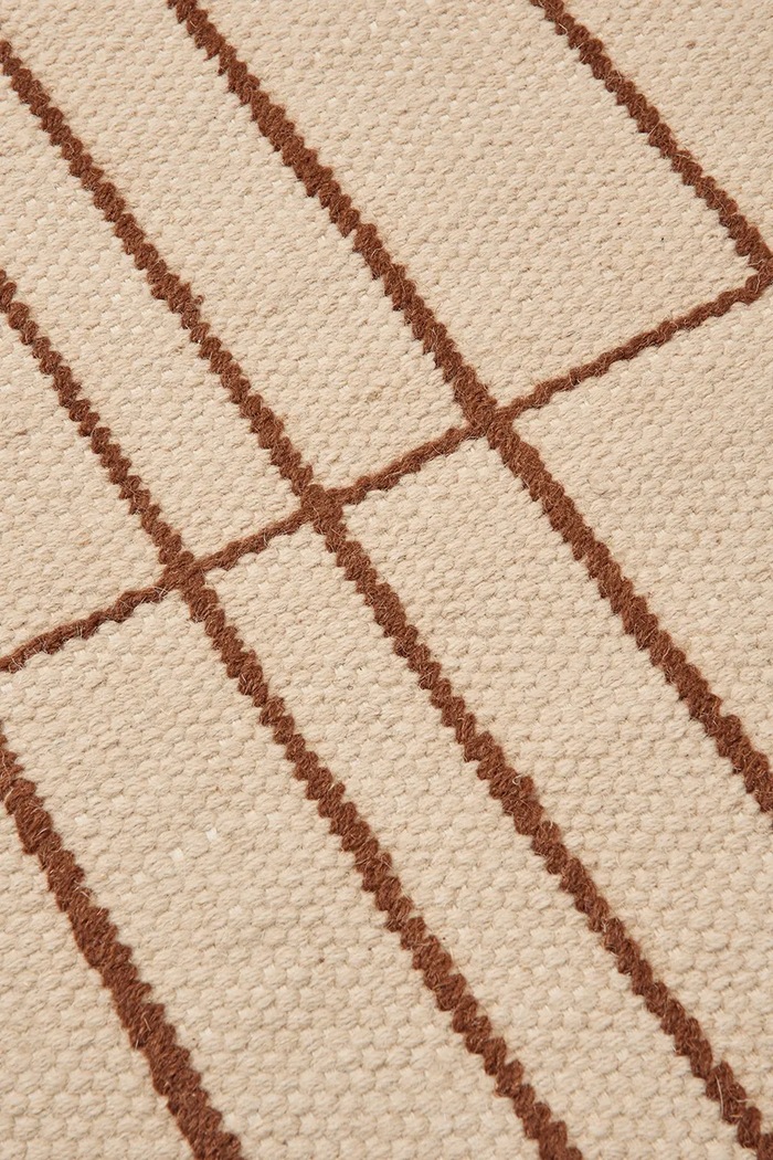 Ferm Living dywan podłogowy z wełną 140 x 200 cm 1104272752 beżowy AA00