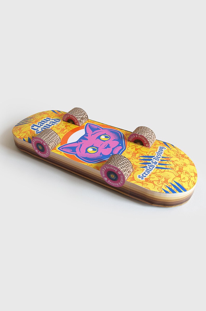 Drevo za mačke Luckies of London Skateboard SK.CATSKATE1 pisana AA00