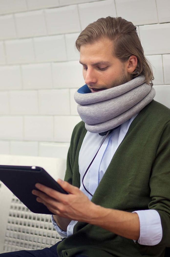 Večnamenski vzglavnik Ostrichpillow Light OPLR01U modra