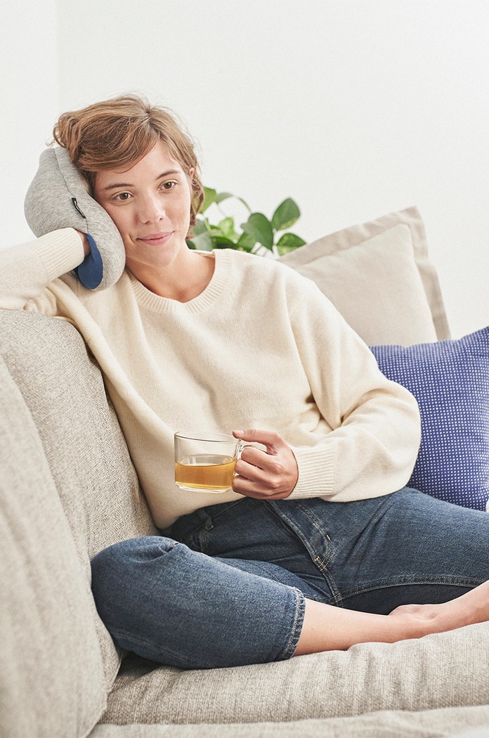 Mini pernă Handy Ostrichpillow OPMX01U albastru