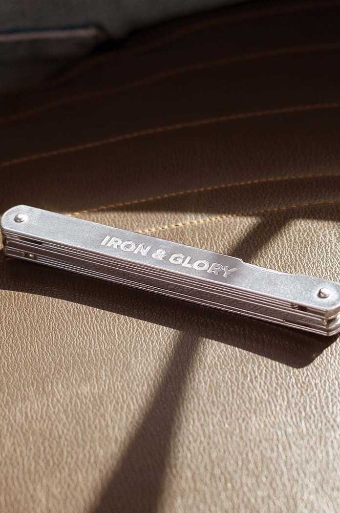 Lifestyle Luckies of London multitool rule tool LK.IAGRT multicolor