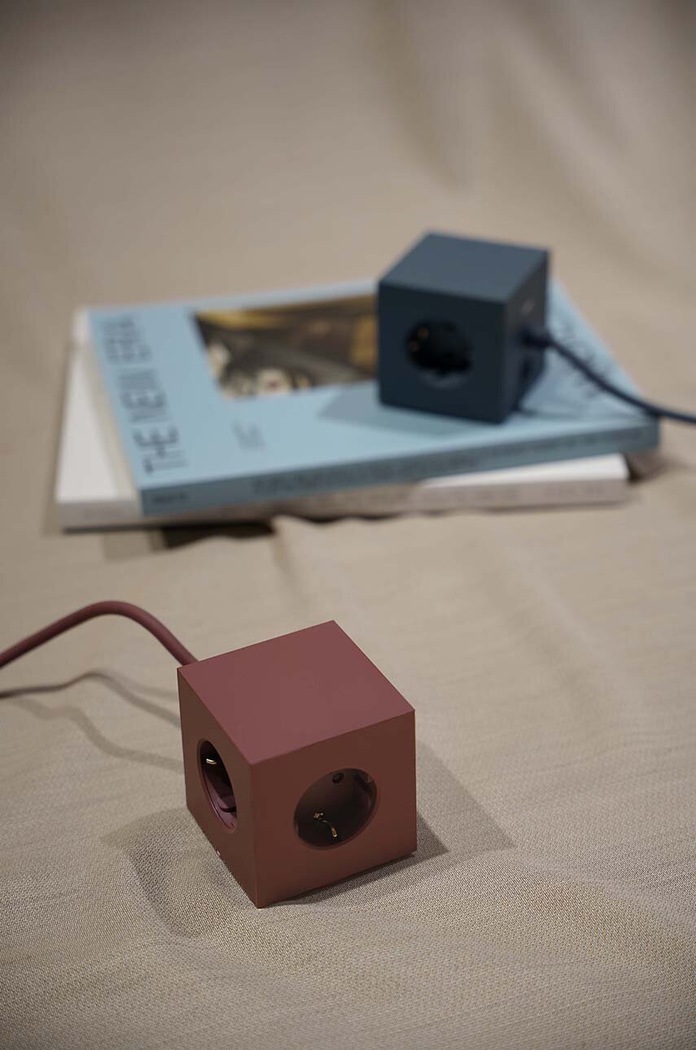 Avolt kostka ładująca magnetyczna Square 1, 2 x USB, 1,8 m SQ1.F.USB.BR
