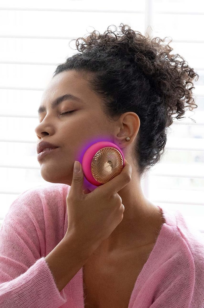 Home SPA Zařízení pro aplikaci masek a světelnou terapii FOREO UFO™ 3 F1528 růžová
