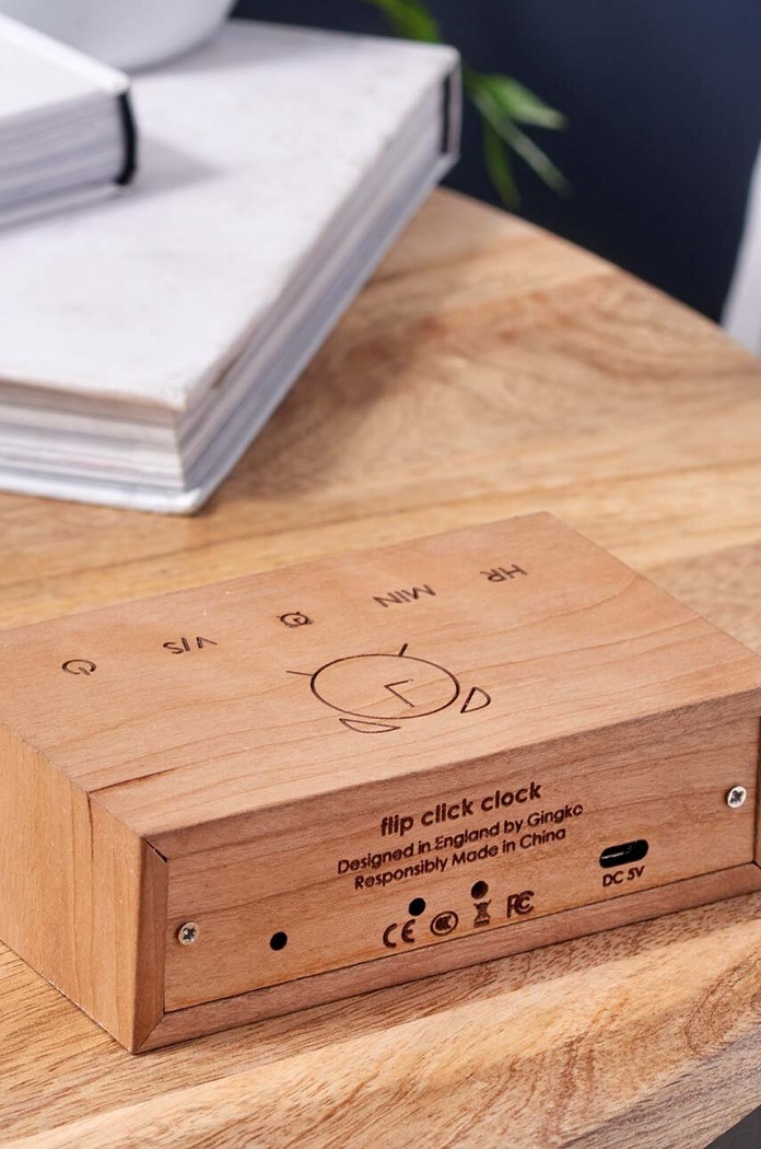 Gingko Design ceas de masă Flip Click Clock bej G003C15