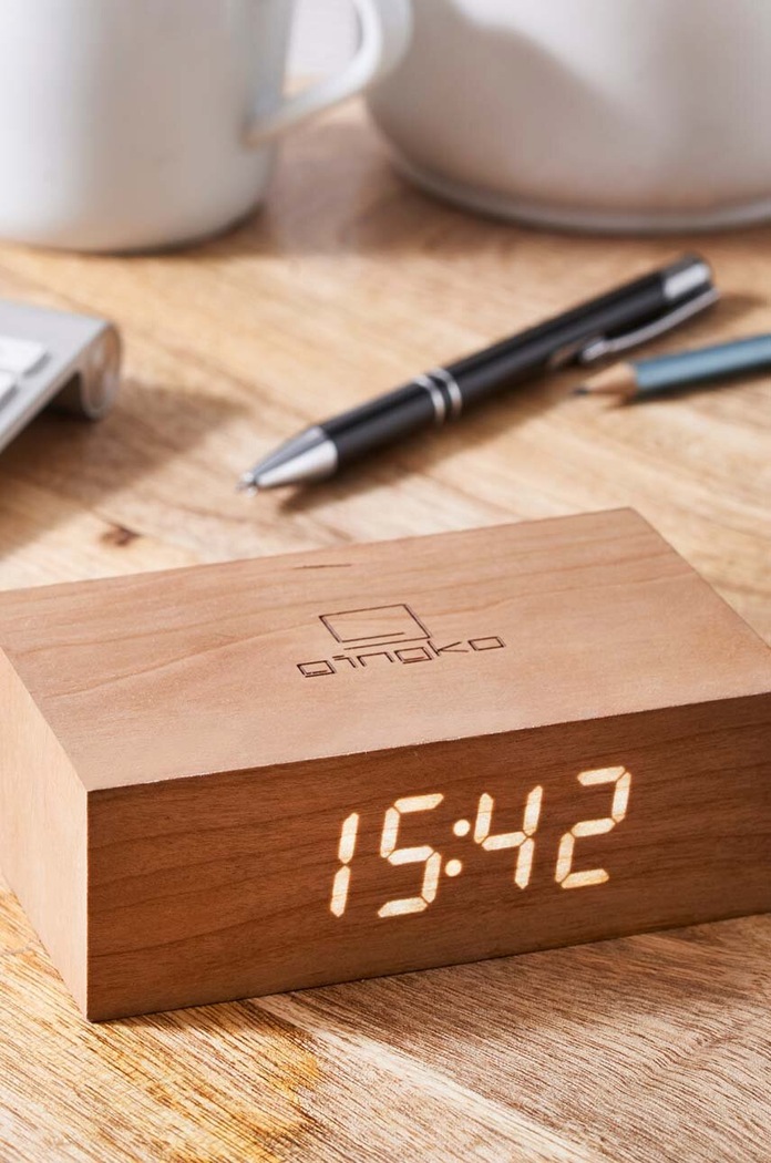 Gingko Design ceas de masă Flip Click Clock G003C15 bej