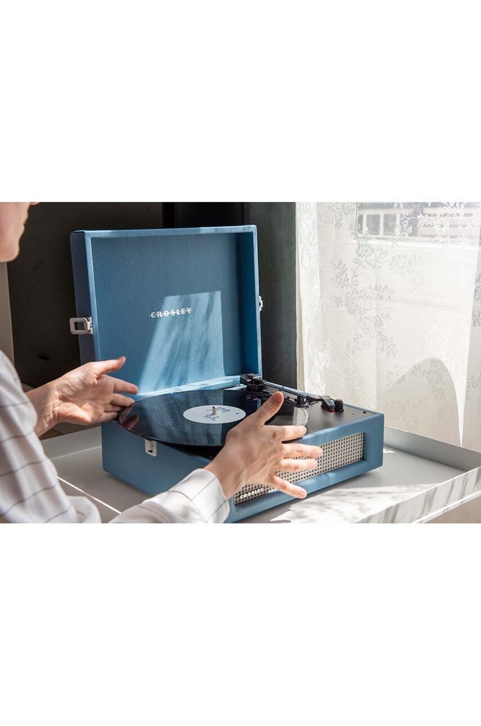 Crosley gramofon walizkowy Voyager CR8017B.WB