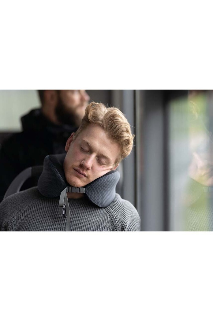 Дорожная подушка TROIKA Business Travel Pillow серый TRBBG61.GY