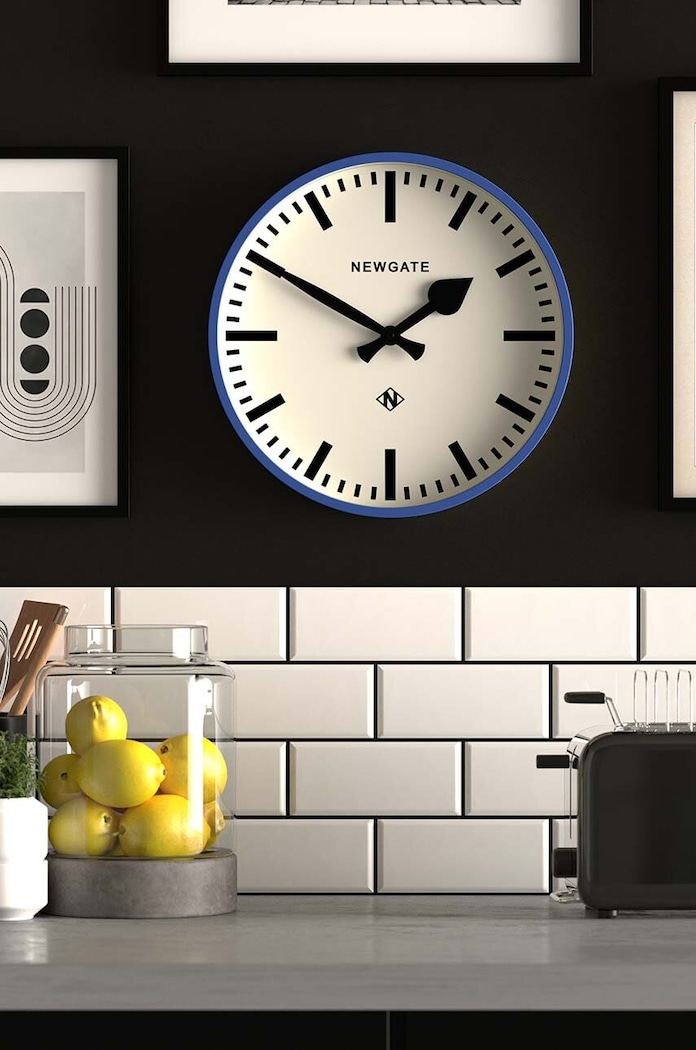 Nástenné hodiny Newgate Number 3 Railway Wall Clock Newgate KB1648NUMTHR390BL fialová
