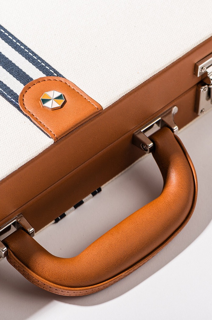 Business & Pleasure Co. társasjáték Backgammon Set BPA.BGM.ANT.WHT fehér