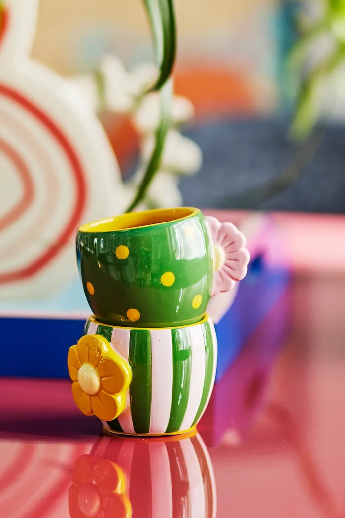 Bloomingville Zestaw kubków z kamionki Haisy 82063381 multicolor AA00