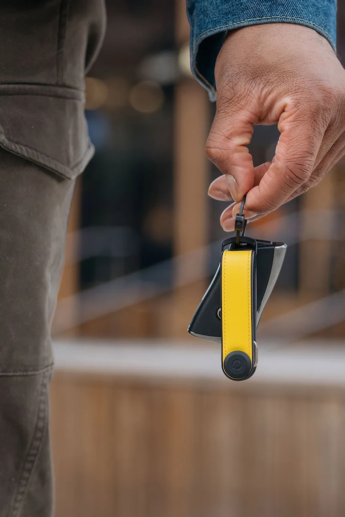 Kľúčenka Orbitkey Hybrid Leather 8,5 cm KHL3.SYW.111 žltá