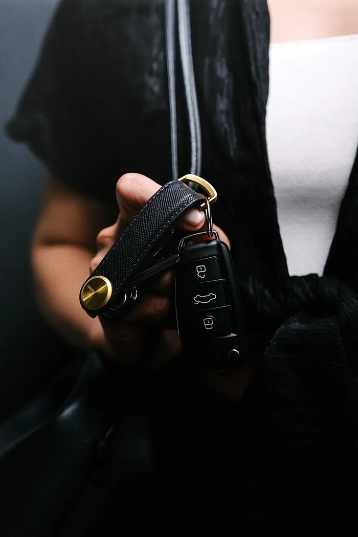 Etui za ključe Orbitkey Pro Leather 9,3 cm KPR1.LIQ.113 črna