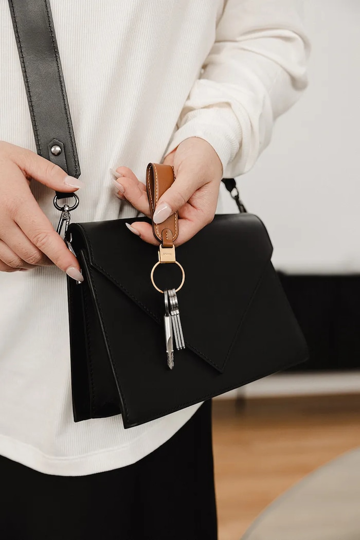 Obesek za ključe Orbitkey PLK1.CML.101