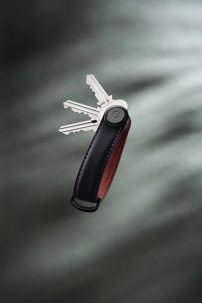 Kožený obal na klíče Orbitkey Matte Leather 8,6 x 2,2 cm KML2.EMB.101