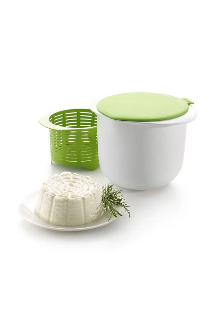 Kuchnia i bar Lekue naczynie do domowego twarogu Cheese Maker 1 L 884528 multicolor