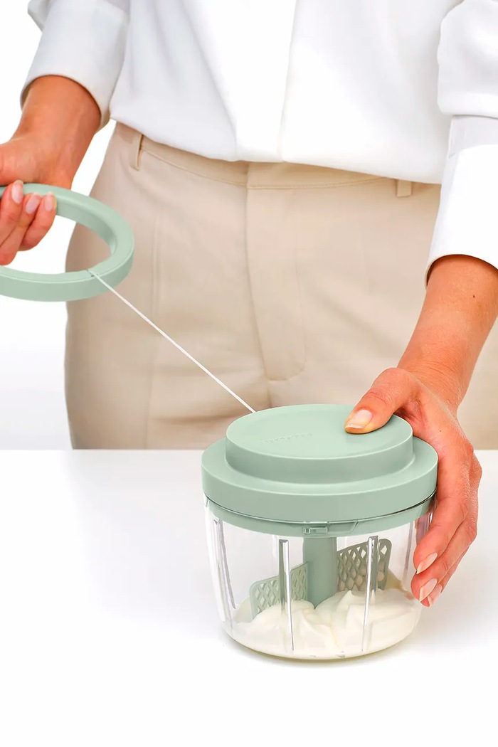 Ručný drvič Brabantia Tasty+ 0,6 L 145445.