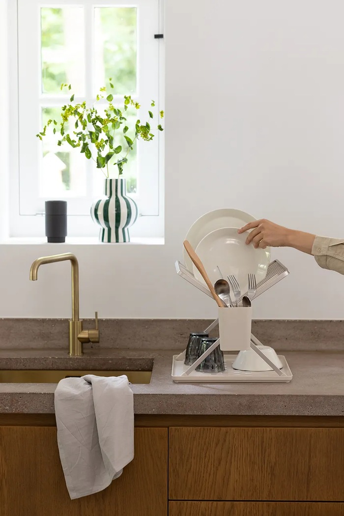 Brabantia odkvapkávač na riad béžová 252082