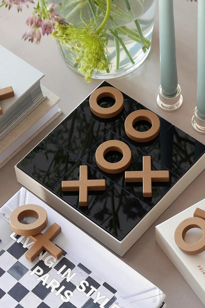 Lifestyle Printworks joc de societate Classic Tic Tac Toe 20 x 20 x4 cm PW00689 bej