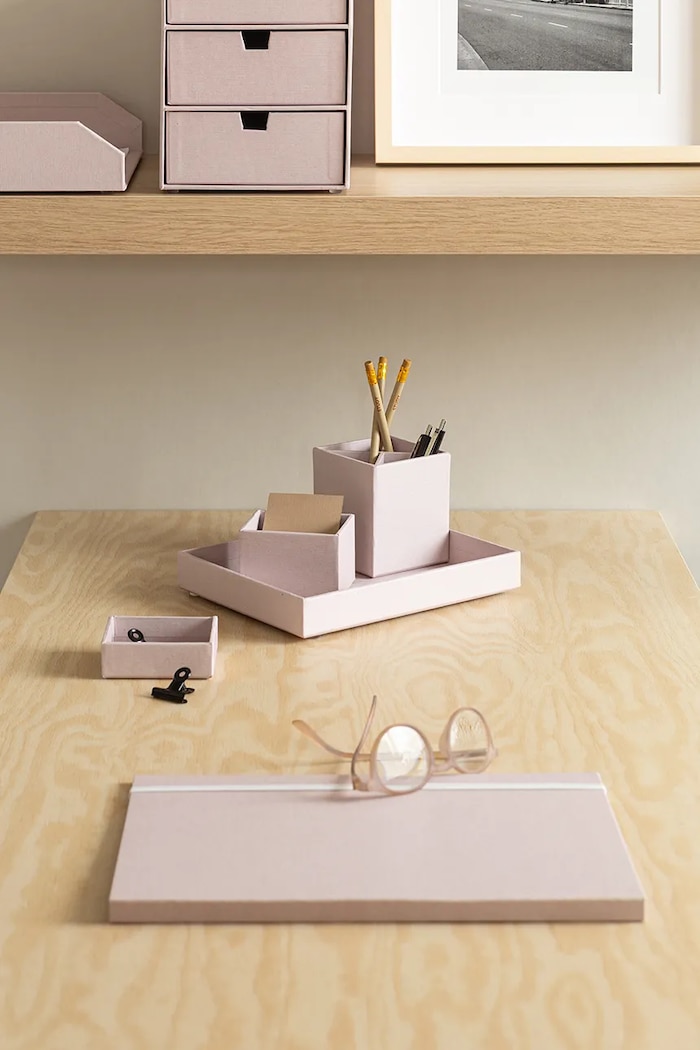 Bigso Box of Sweden organizer na biurko 7974R1301.99 różowy
