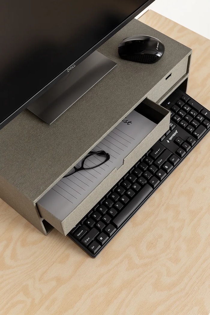 Bigso Box of Sweden suport pentru monitor 8191C6449.99