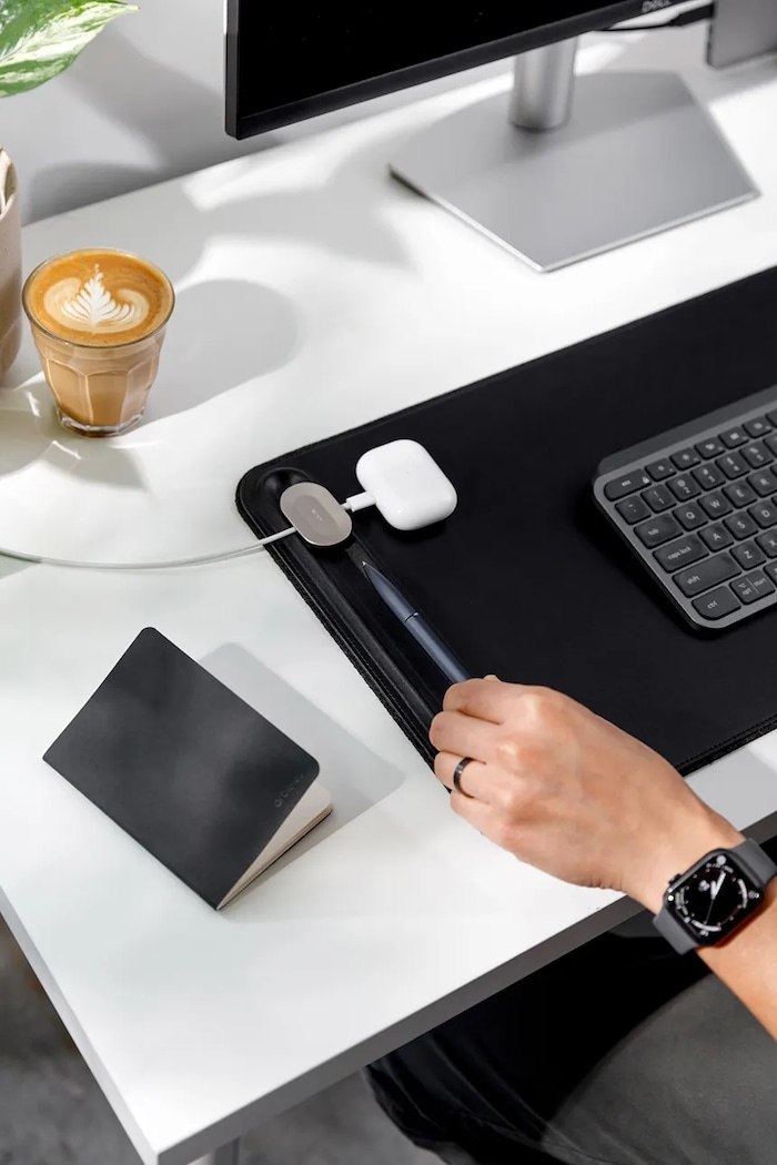 Orbitkey íróasztal alátét Slim Black 80 x 31 x 0,5 cm WDS1.BLK.105 fekete