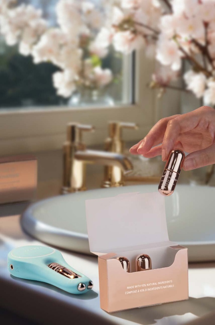 Sérum pro plné rty a zářivé oči FOREO SUPERCHARGED™ Eye & Lip Contour Booster růžová F1788