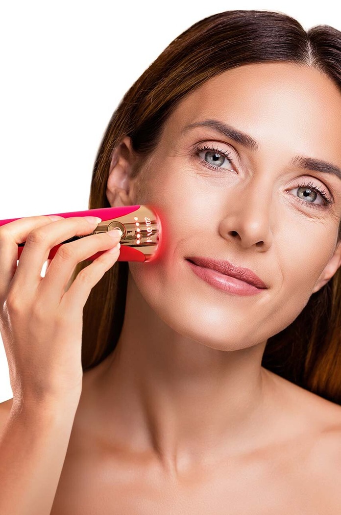 FOREO aparat pentru tratament anti-aging FAQ 102 Pink Ruby F0044 multicolor