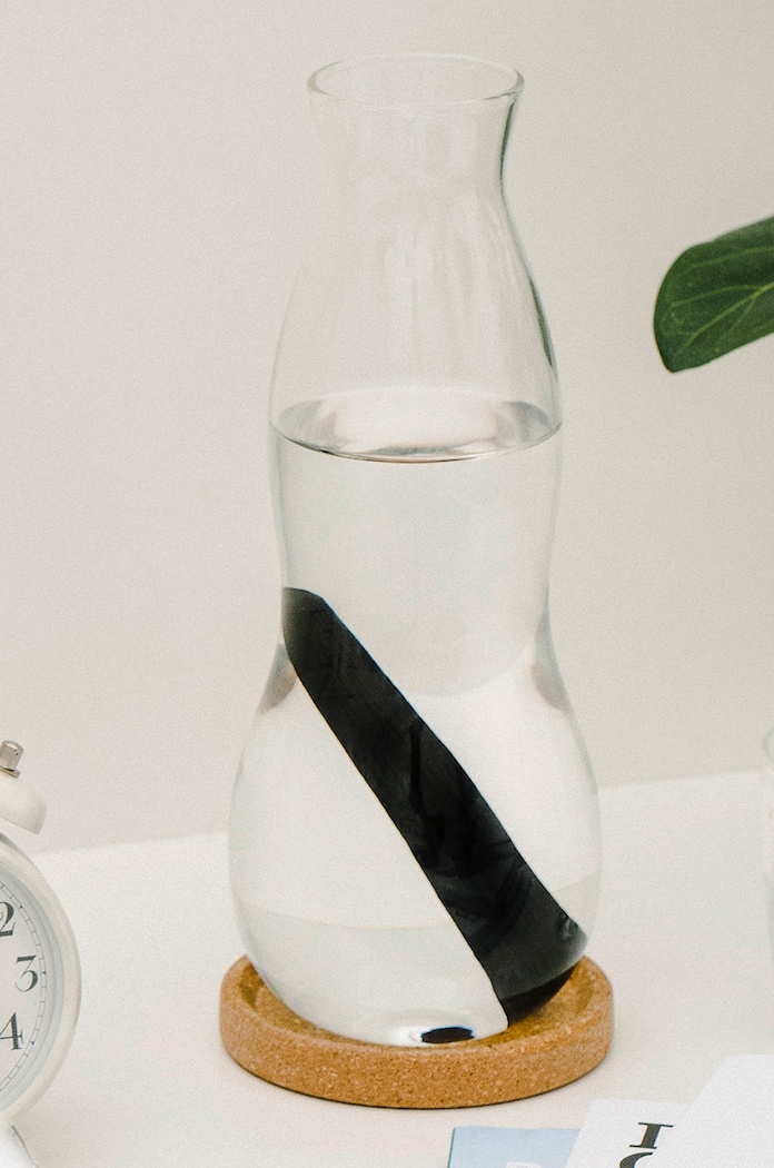 Black and Blum Decantor de apă cu filtru de carbon Personal Carafe 800 ml EC003