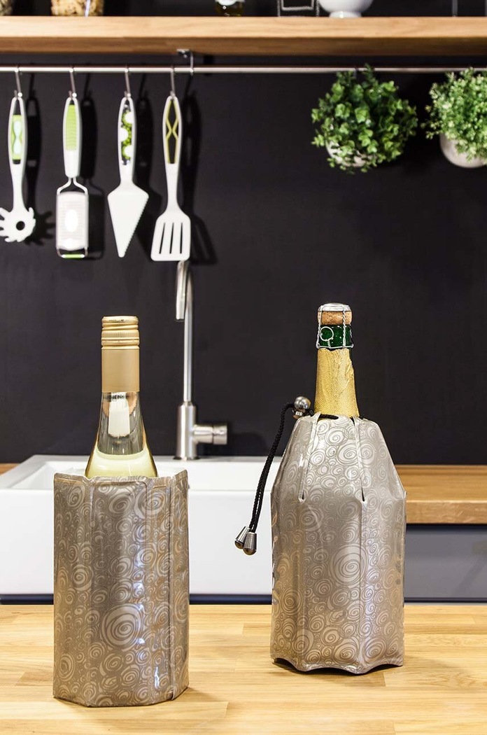 Kuhinja in bar Hladilni ovitek za steklenico vina Vacu Vin Platinum 3887560 zelena