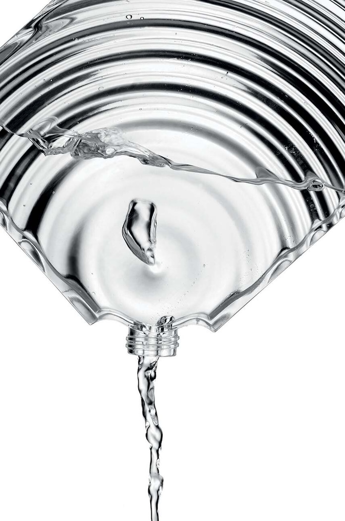 Fľaša na vodu Guzzini On The Go 550 ml 29340000 priesvitná AA00