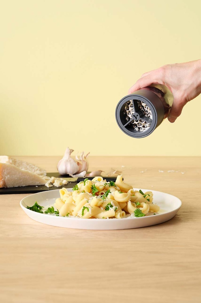 Mlýnek na parmazán Rig-Tig Cheese It šedá Z00055