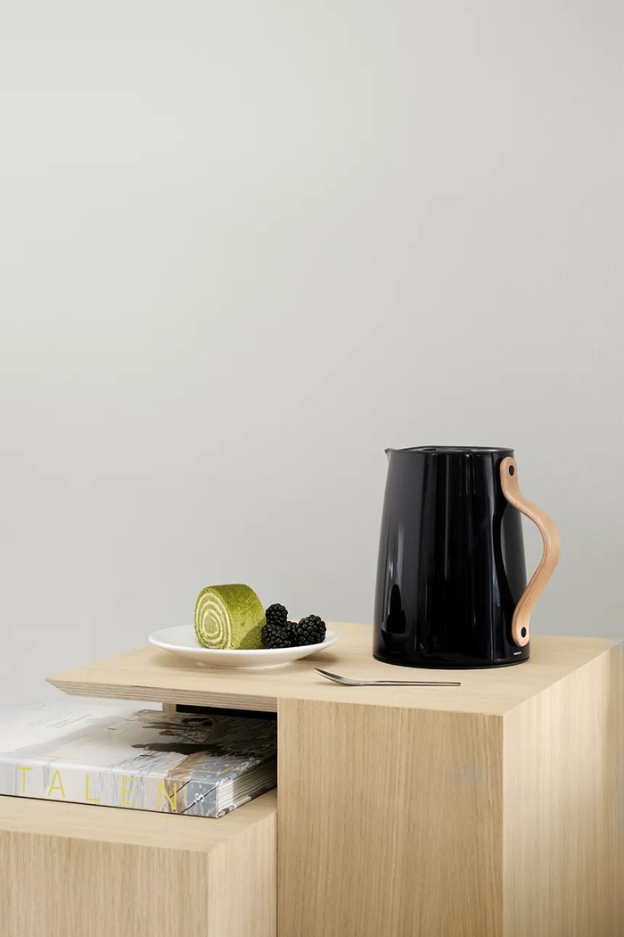 Čajník Stelton Emma 1 L čierna X.201.2