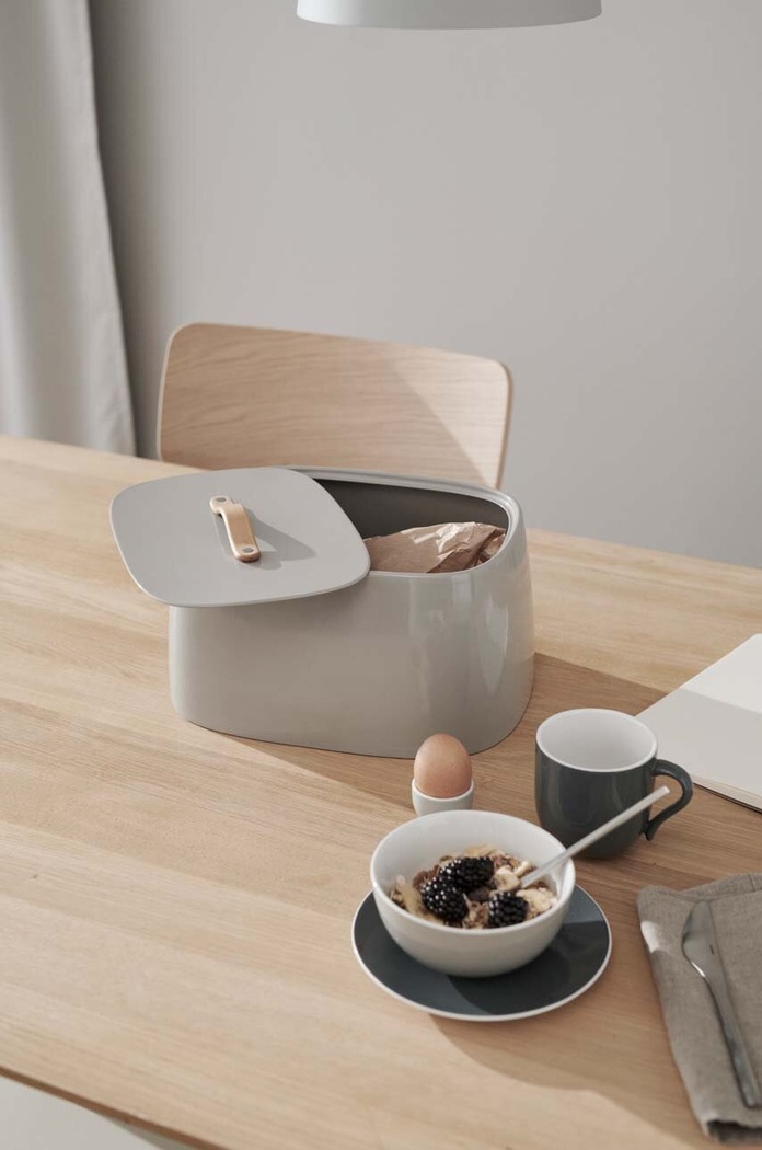Chlebník Stelton Emma X.226.1 sivá AA00