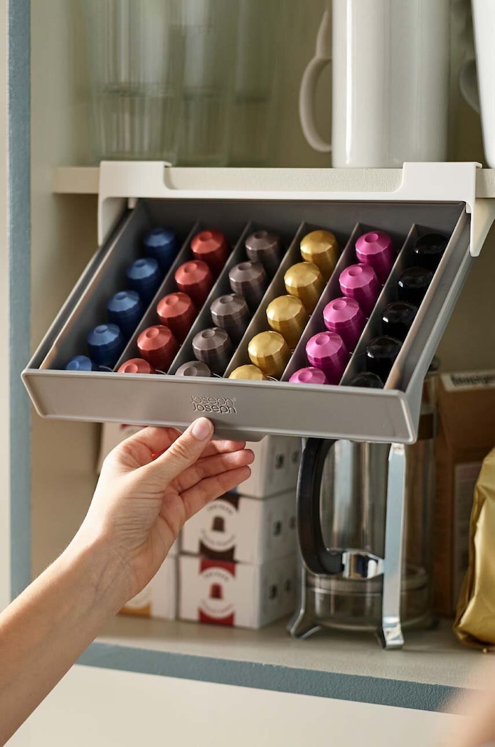 Podpultový organizér na kapsle Joseph Joseph CupboardStore™ vícebarevná 851667