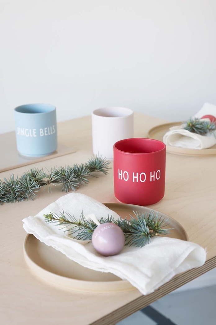 Hrnček Design Letters Favourite 250 ml 10101002ROSEHOHOHO červená AA00