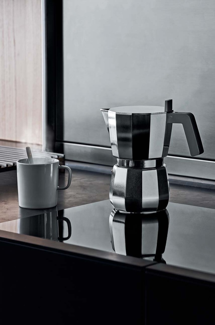 Кухня и бар Кафеварка Alessi Moka 9tz DC06.9.FM сив