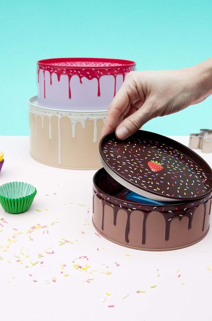 Škatla za shranjevanje Luckies of London Cake Storage Tins 3-pack pisana SK.TINCAKE1