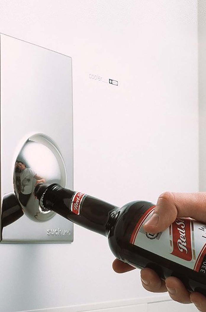 Odpirač za steklenice Luckies of London Magnetic Bottle Opener pisana SK.BOFM01.SS