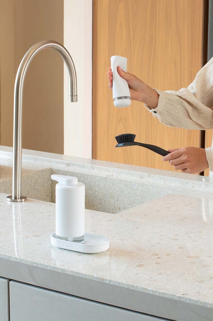 Sada kuchynských dávkovačov so stojanom Brabantia SinkStyle 2 x 200 ml 227967