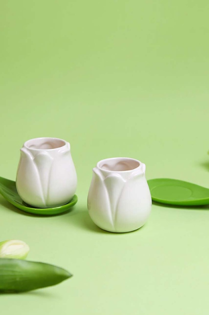 Sada šálků a podšálků Balvi Tulip 100 ml 2-pack bílá 27860
