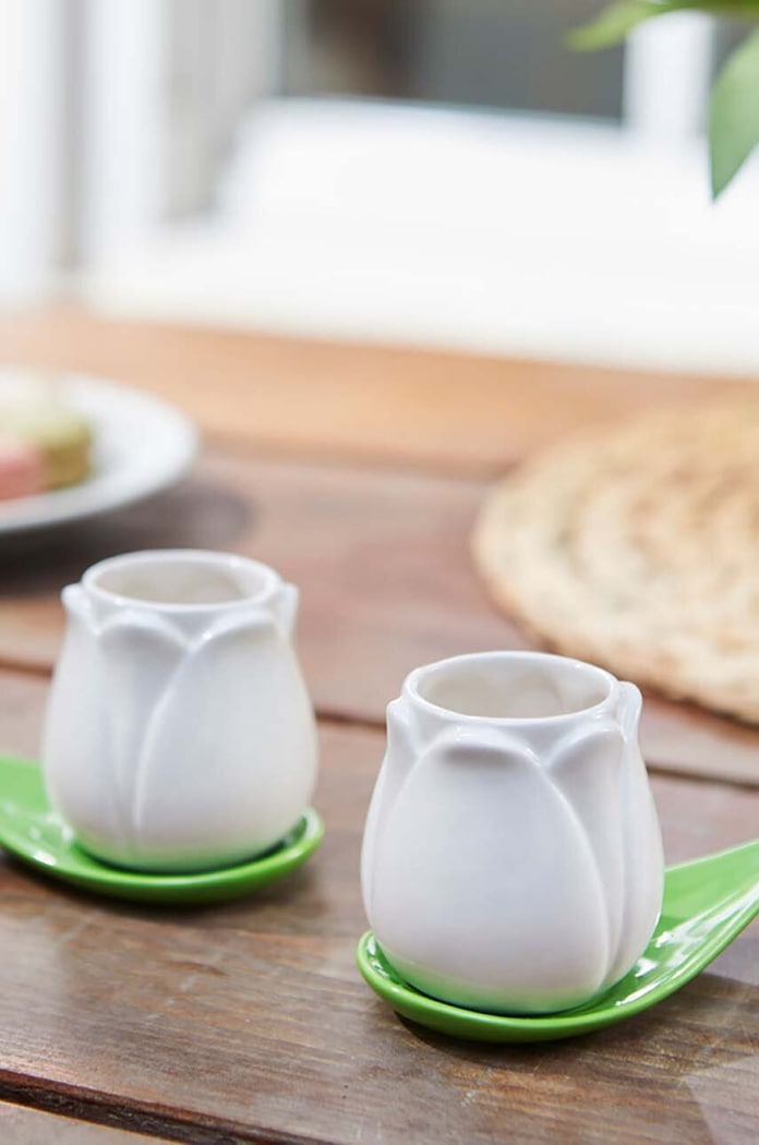 Sada šálků a podšálků Balvi Tulip 100 ml 2-pack 27860 bílá