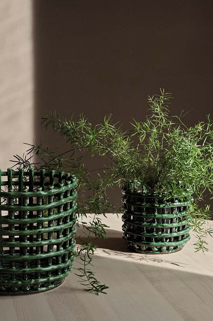 Κουζίνα και μπαρ Διακοσμητικό καλάθι ferm LIVING Ceramic Basket S 1104268940 πράσινο
