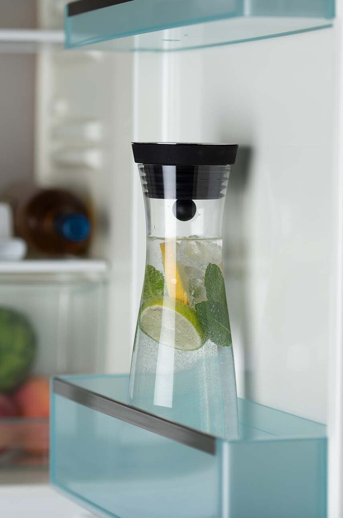 WMF karafka do wody Basic 1,5 L czarny 617726040