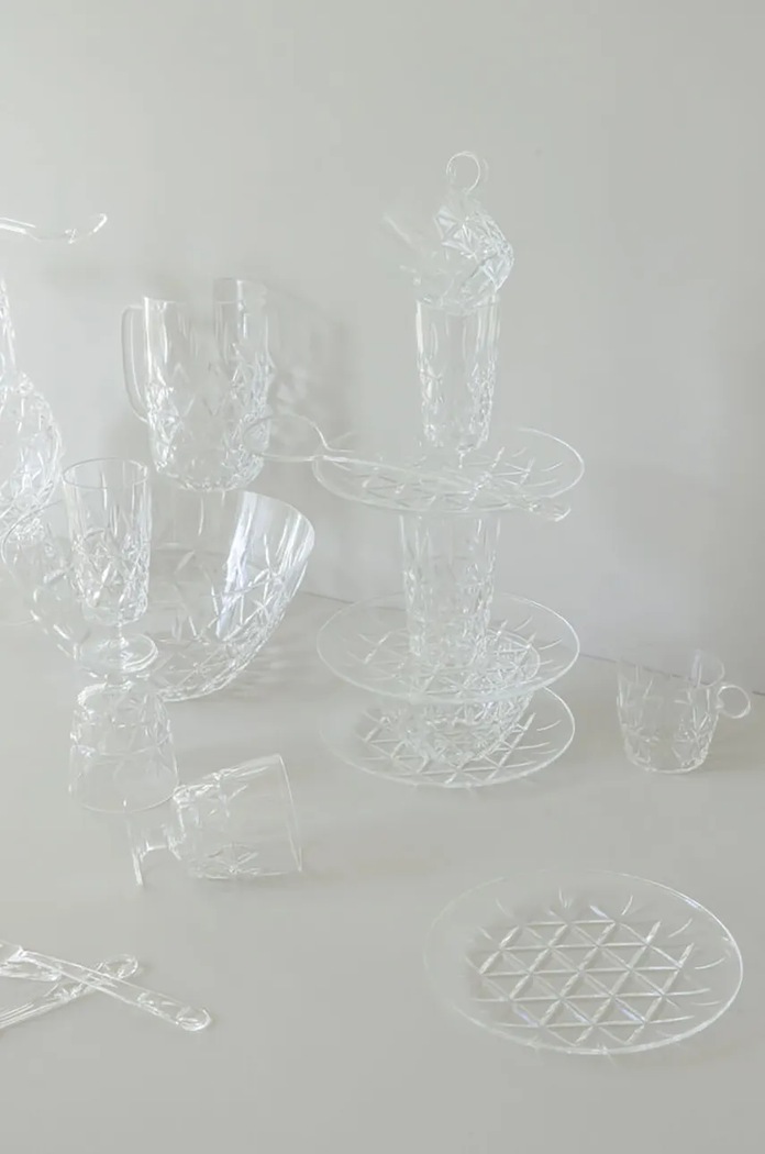 Kuhinja in bar Komplet jedilnega pribora za 4 osebe Sagaform Picknick Juni 12-pack 5018136 transparentna