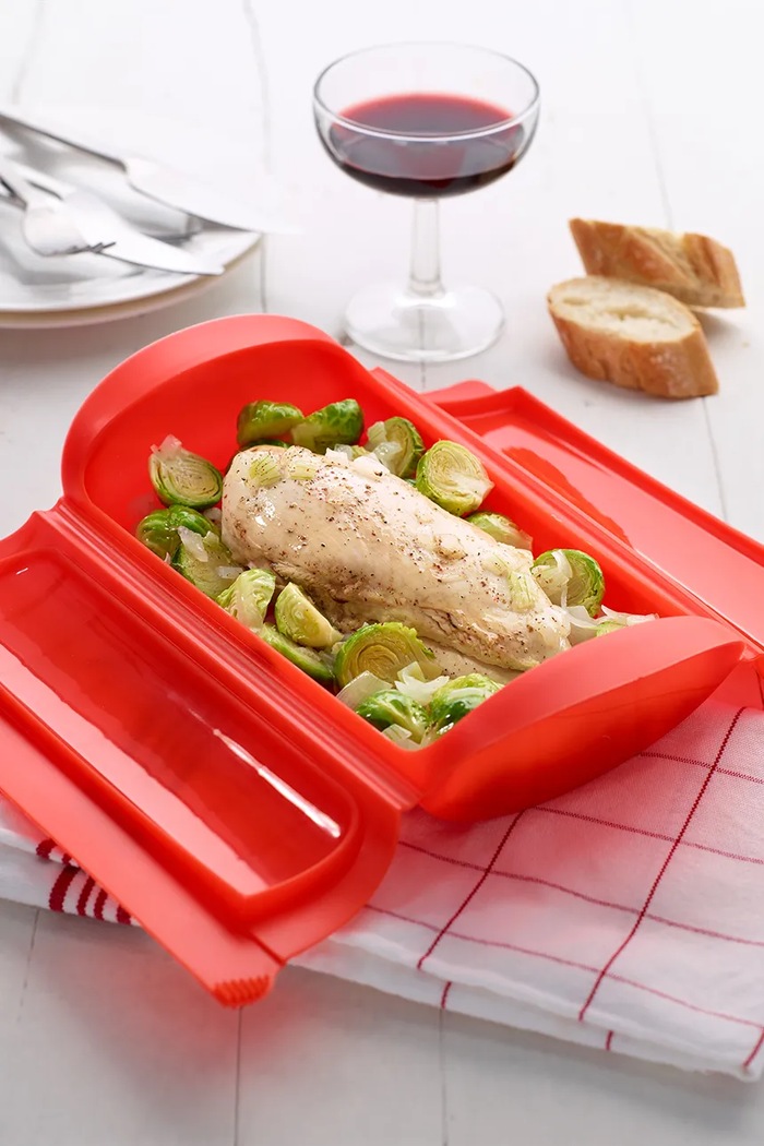 Lekue parowar mikrofalowy 24 cm 886003 czerwony