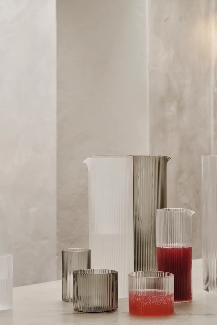 ferm LIVING decanter Ripple 1 L 1104270133 gray AA00