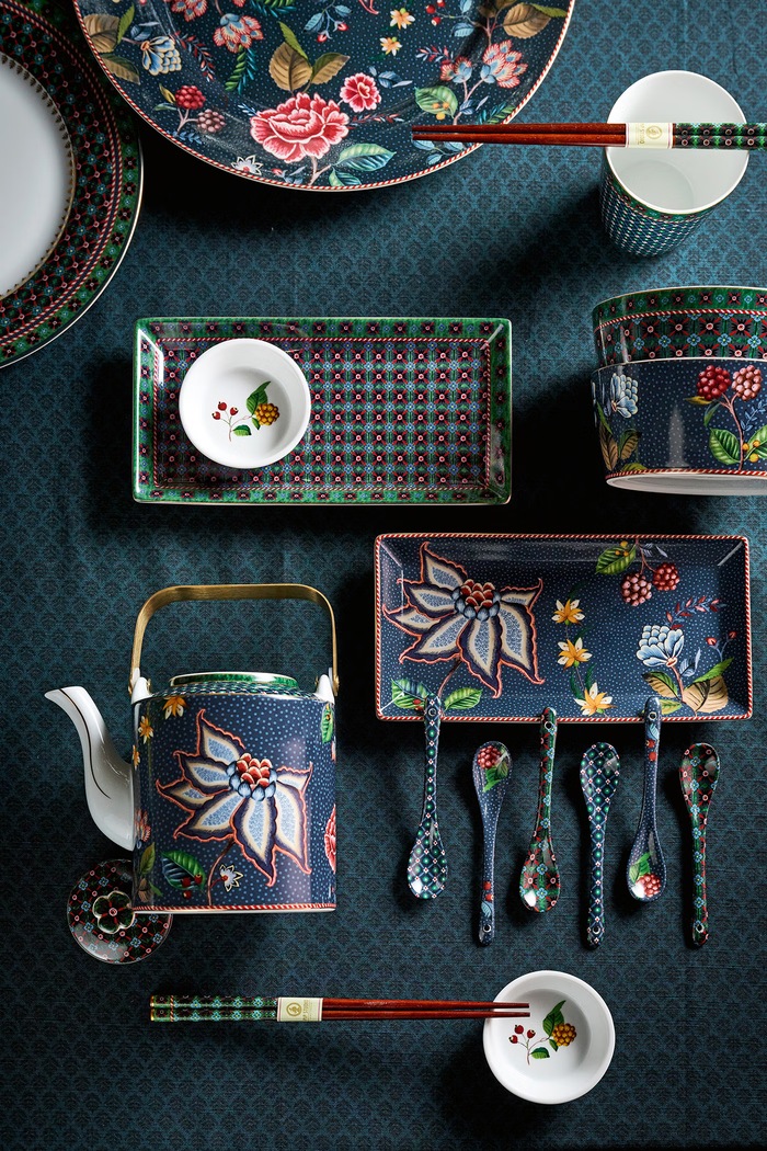 Czajnik z porcelany Oriental Berry Blues Pip Studio granatowy 51005094